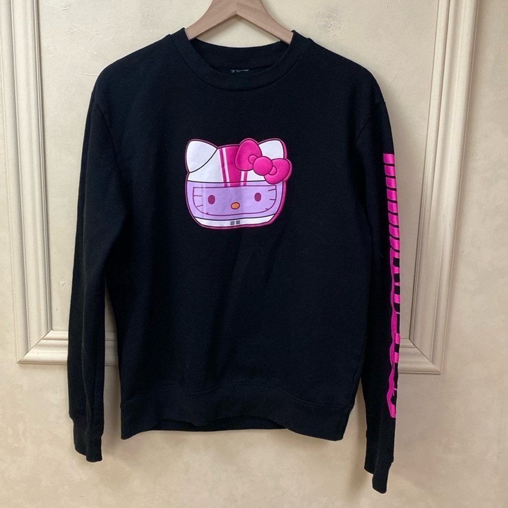 Sanrio Hello Kitty Black Graphic Pullover Sweatshirt Size Large - Picture 2 of 3